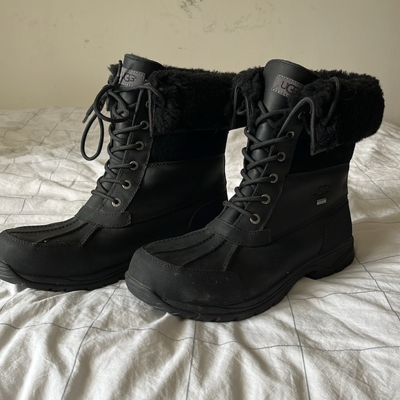 UGG "Butte" Black Waterproof mid calf leather black men's boots size 12 - Picture 7 of 9
